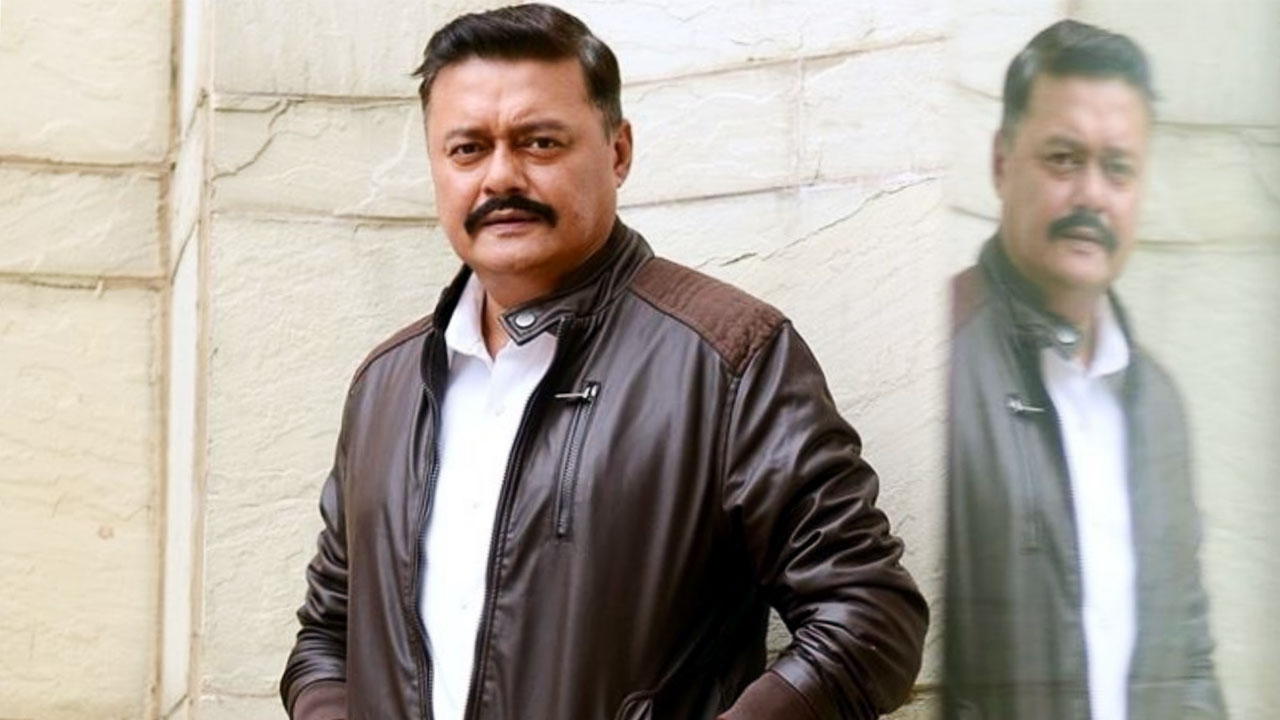 চা না খেলে দেশে ঢুকতে দেব না, ঢাকায় এয়ারপোর্টে বলা হয় শাশ্বতকে
