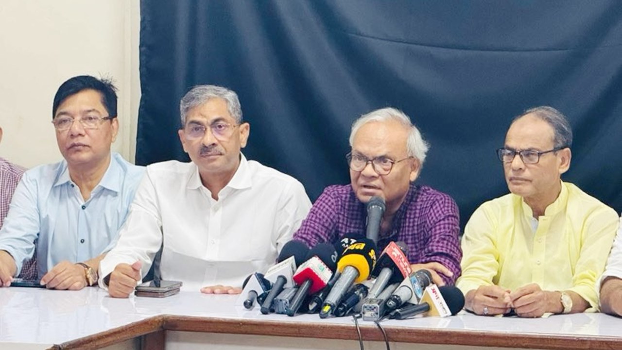 আওয়ামী লীগের কারা বিএনপিতে পদ পাবেন, জানালেন রিজভী