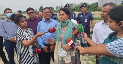 উপদেষ্টা সৈয়দা রিজওয়ানা হাসান কেরানীগঞ্জের শুভাঢ্যা খালের প্রাণপ্রবাহ ফিরিয়ে আনা হবে
