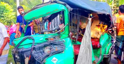 নবীনগরে সিএনজি-মোটরসাইকেল সংঘর্ষে নিহত ৩
