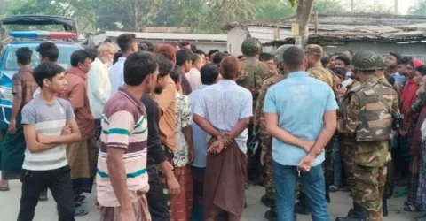 শ্বশুরের পেটে ছুরিকাঘাত, মুহূর্তেই বেরিয়ে গেল নাড়িভুঁড়ি