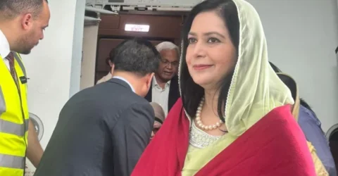 অসুস্থ মাকে দেখতে হাসপাতালে যাবেন ডা. জোবাইদা রহমান