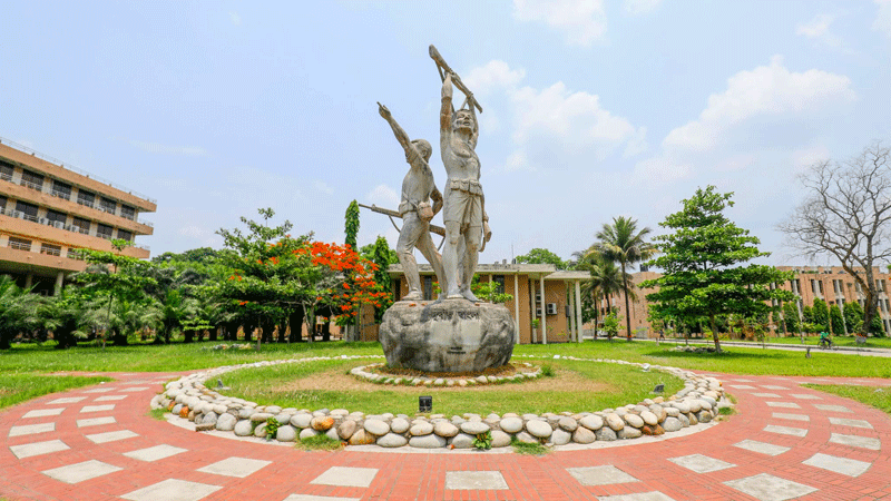 শিক্ষকদের লাঞ্ছিত করা ৩৭ শিক্ষার্থীকে শোকজ, ষষ্ঠ দিনেও ক্লাসে ফেরেননি শিক্ষকরা