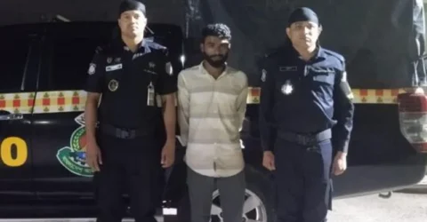 ছাদ উড়ে যাওয়া সেই বাসের চালক গ্রেপ্তার
