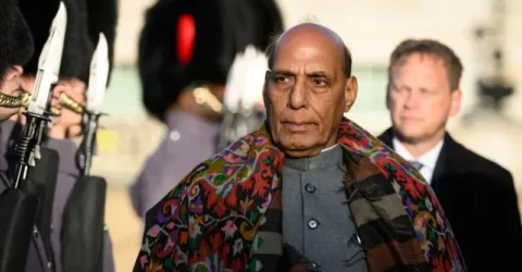 পাকিস্তান সংঘাত বাড়ানোর চেষ্টা করলে সমুচিত জবাব দেওয়া হবে: রাজনাথ সিং