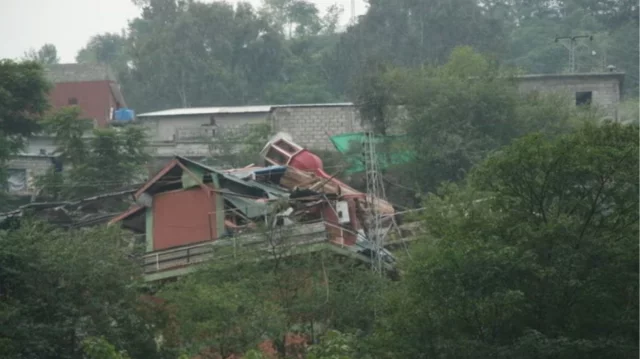 পাকিস্তানের দুটি মসজিদেও হামলা চালিয়েছে ভারত