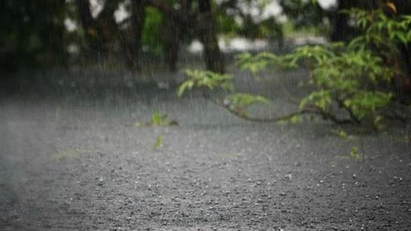 ভারী বর্ষণ ও বজ্রবৃষ্টি থাকবে আরও চারদিন