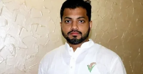 দাবি আদায় করবো, না-হয় মাটির নিচে শায়িত হবো: ইশরাক