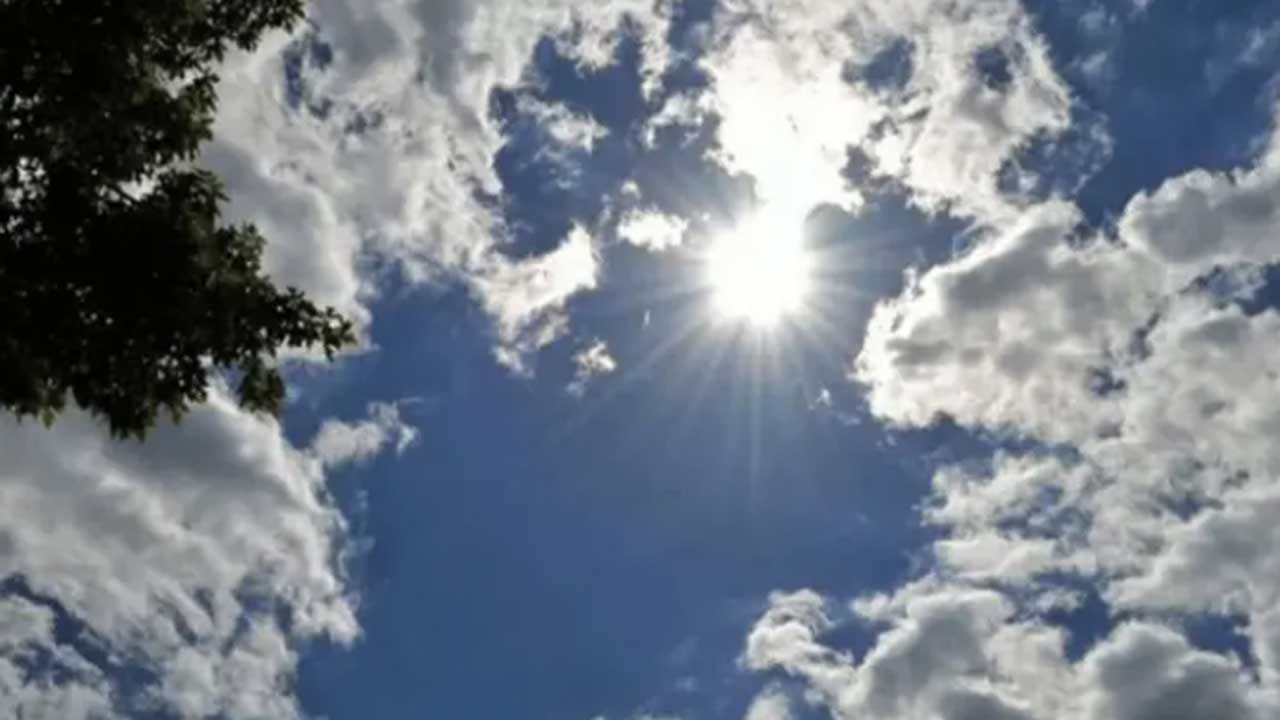 সারাদেশে বৃষ্টির সঙ্গে তিন বিভাগে বাড়বে তাপমাত্রা