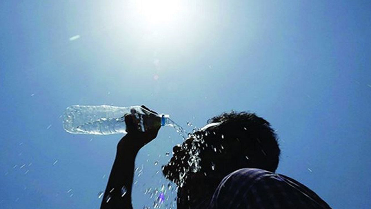 সারাদেশে দিনের তাপমাত্রা বাড়তে পারে ৩ ডিগ্রি