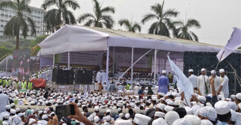 চার দফা দাবি সোহরাওয়ার্দী উদ্যানে হেফাজতের মহাসমাবেশে নেতাকর্মীদের ঢল